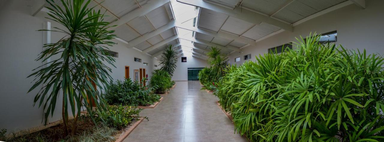 Hotel Vila Verde Penapolis Luaran gambar