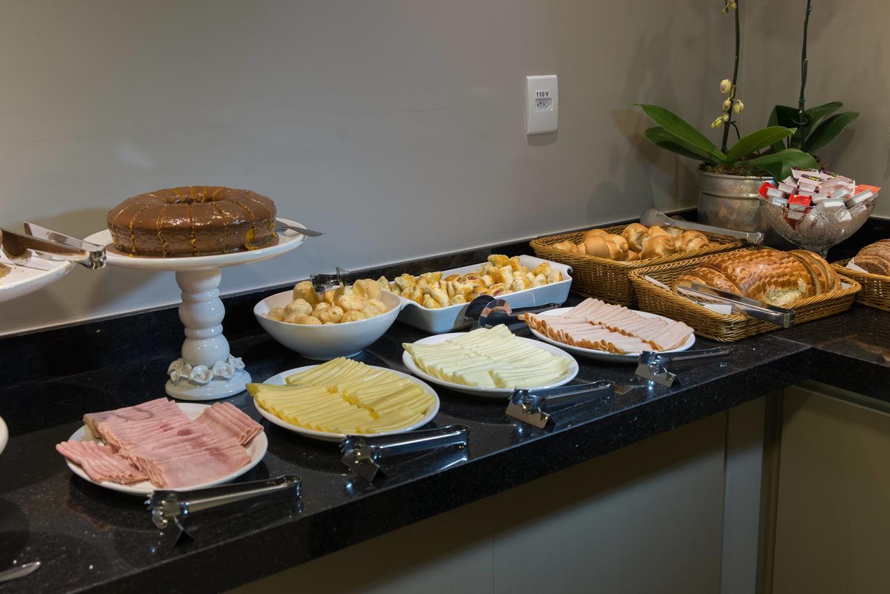 Hotel Vila Verde Penapolis Luaran gambar